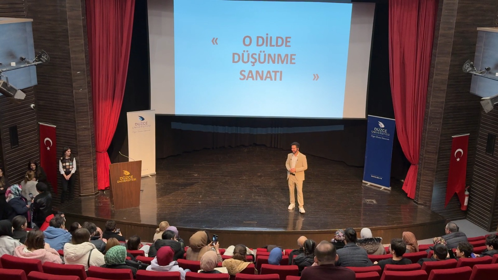 “O Dilde Düşünme Sanatı” Düzce Üniversitesi ile buluştu